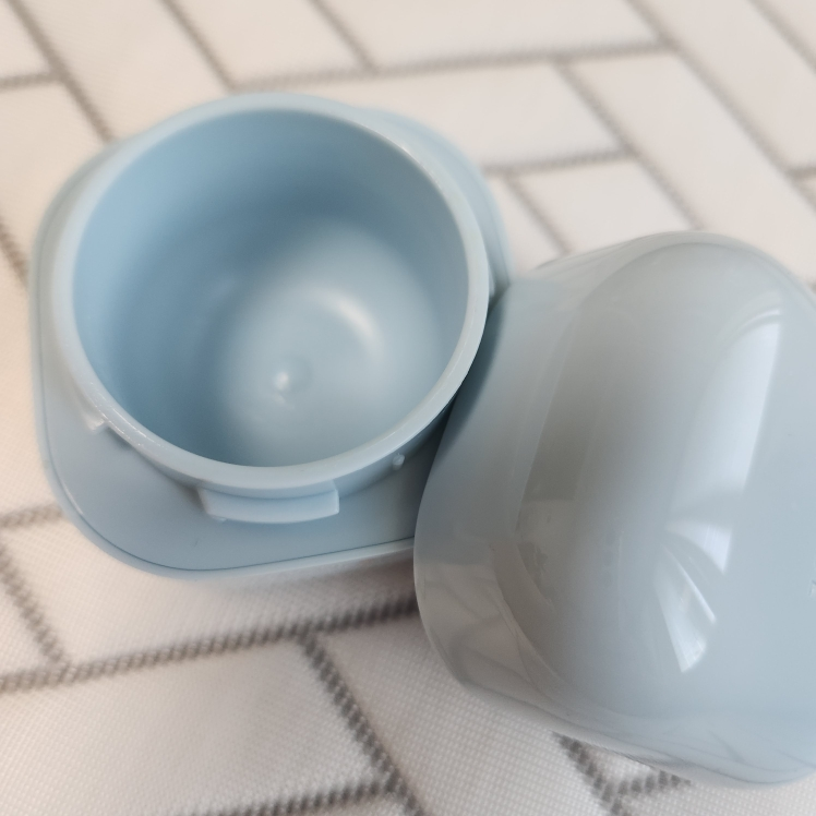 水库蓝色玻尿酸保湿霜的真实用户使用照片