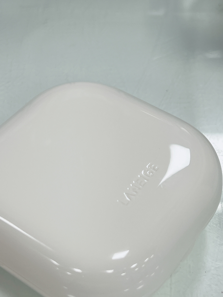 라네즈 (LANEIGE) 네오 에센셜 블러링 피니시 파우더 review image