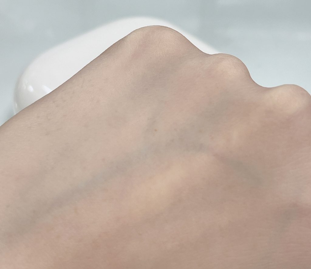 라네즈 (LANEIGE) 네오 에센셜 블러링 피니시 파우더 review image