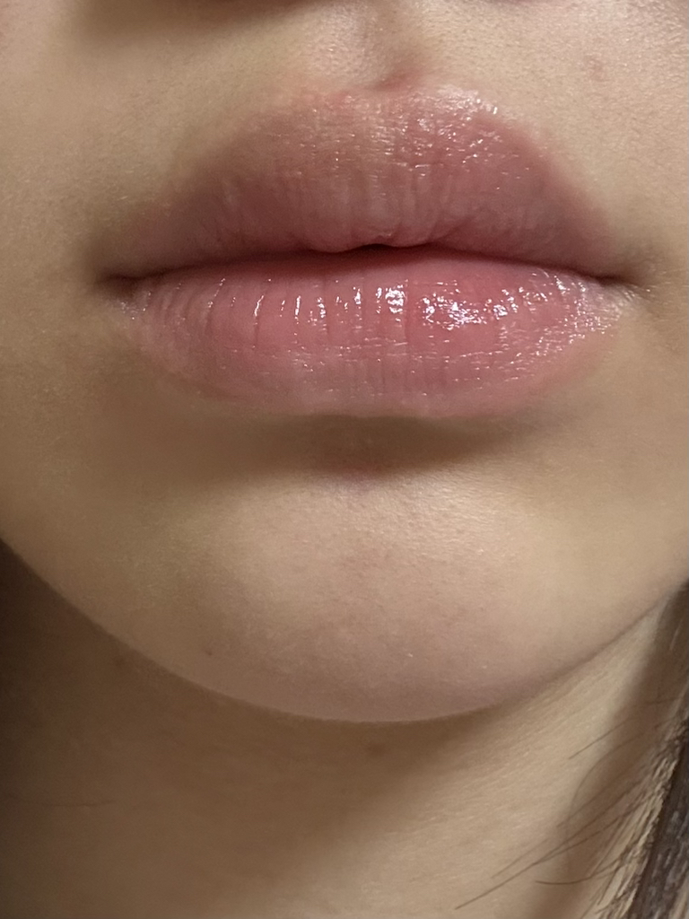 芙莉美娜 视黄醇丰盈唇部精华 [玫瑰] common.review image