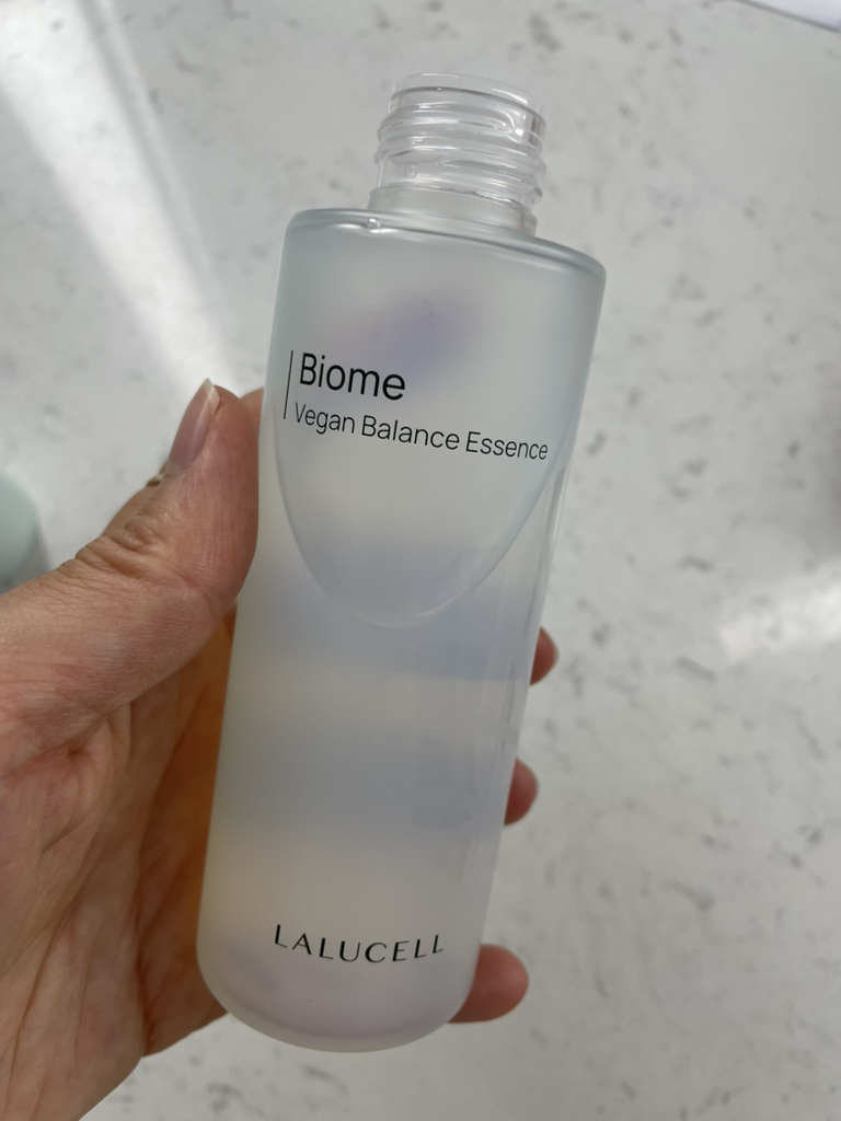 라루셀 (LALUCELL) 바이옴 비건 밸런스 에센스 review image