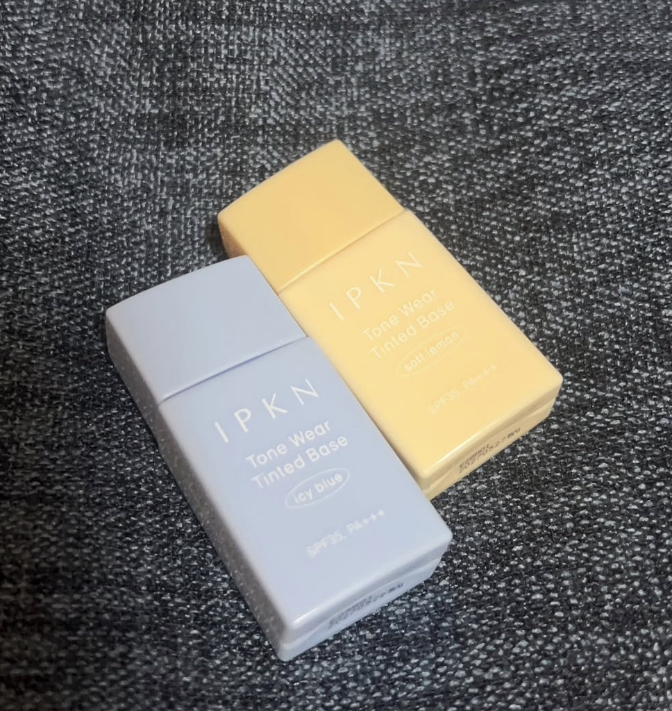 입큰 (IPKN) 톤웨어 틴티드 톤업 베이스 [SPF35/PA+++] [아이시블루] review image