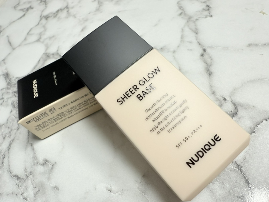 누디크 (nudique) 쉬어 글로우 베이스 [SPF50+/PA+++] review image