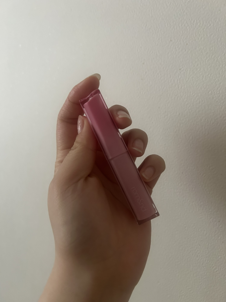 롬앤 (ROMAND) 쉬어 틴티드 스틱 [02 버니홉] review image