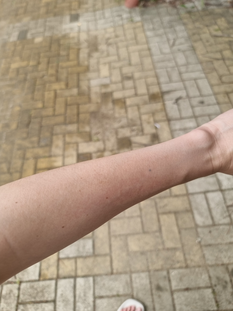 SCINIC ENJOY SUPER MILD SUN ESSENCE [SPF50+/PA++++] review image