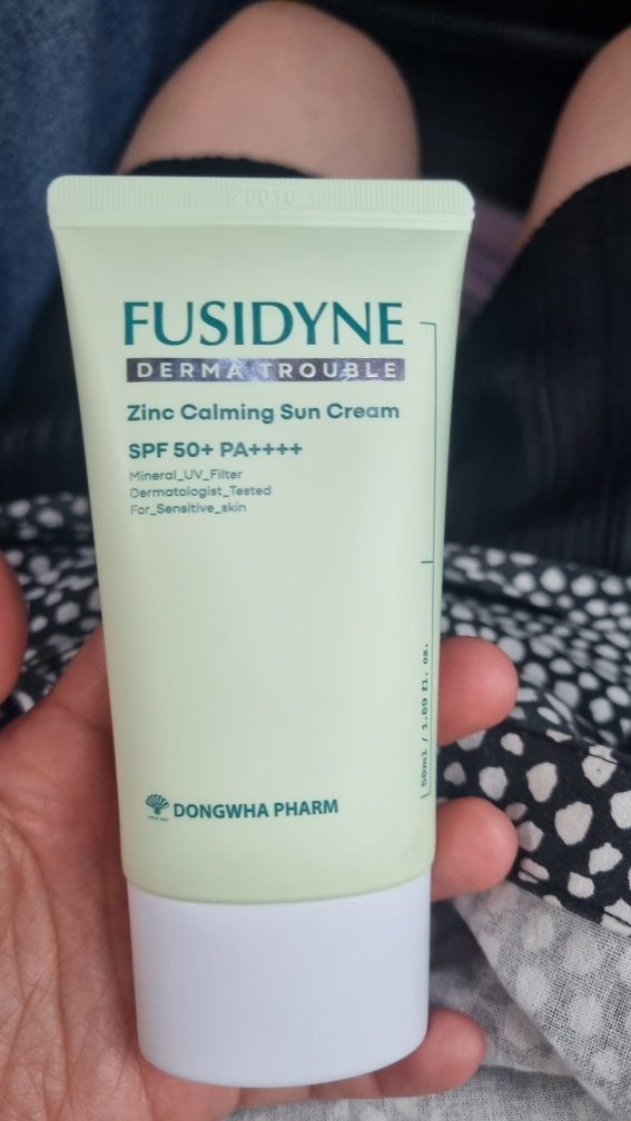 후시다인 (Fusidyne) 더마 트러블 징크 카밍 선크림 [SPF50+/PA++++] review image