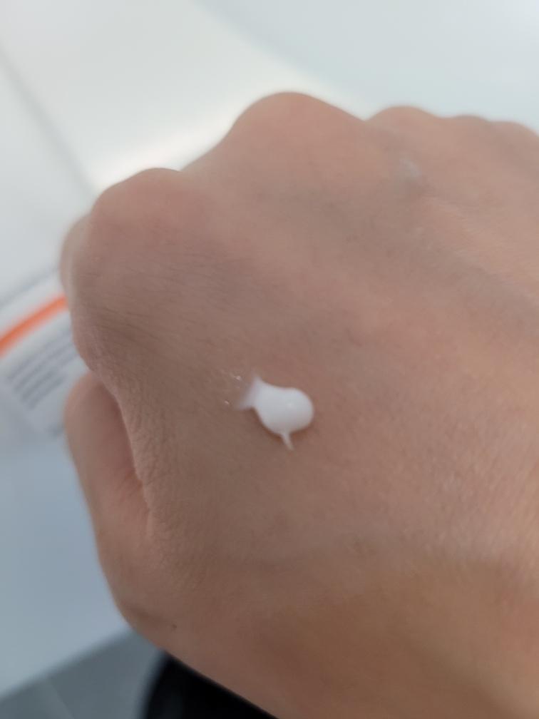PDRN 再生修复面霜的真实用户使用照片