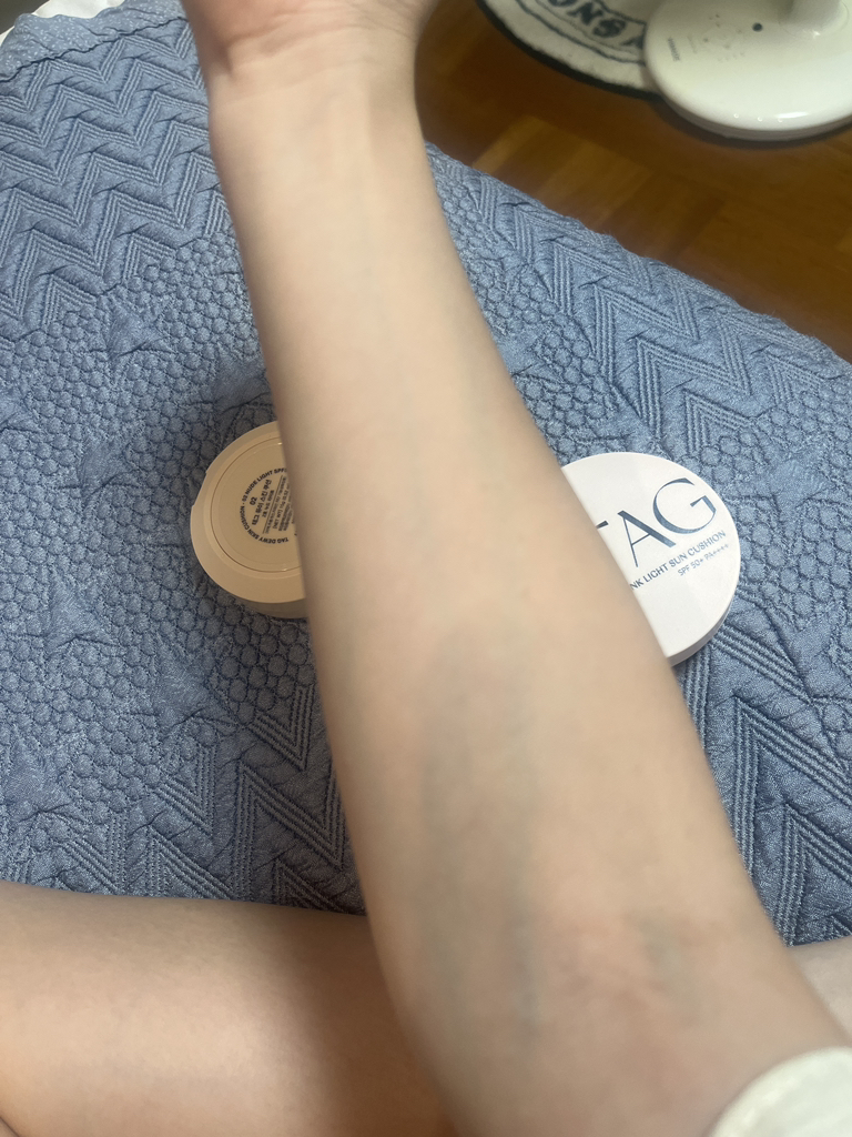 태그 (TAG) 핑크 라이트 선쿠션 [SPF50+/PA++++] review image