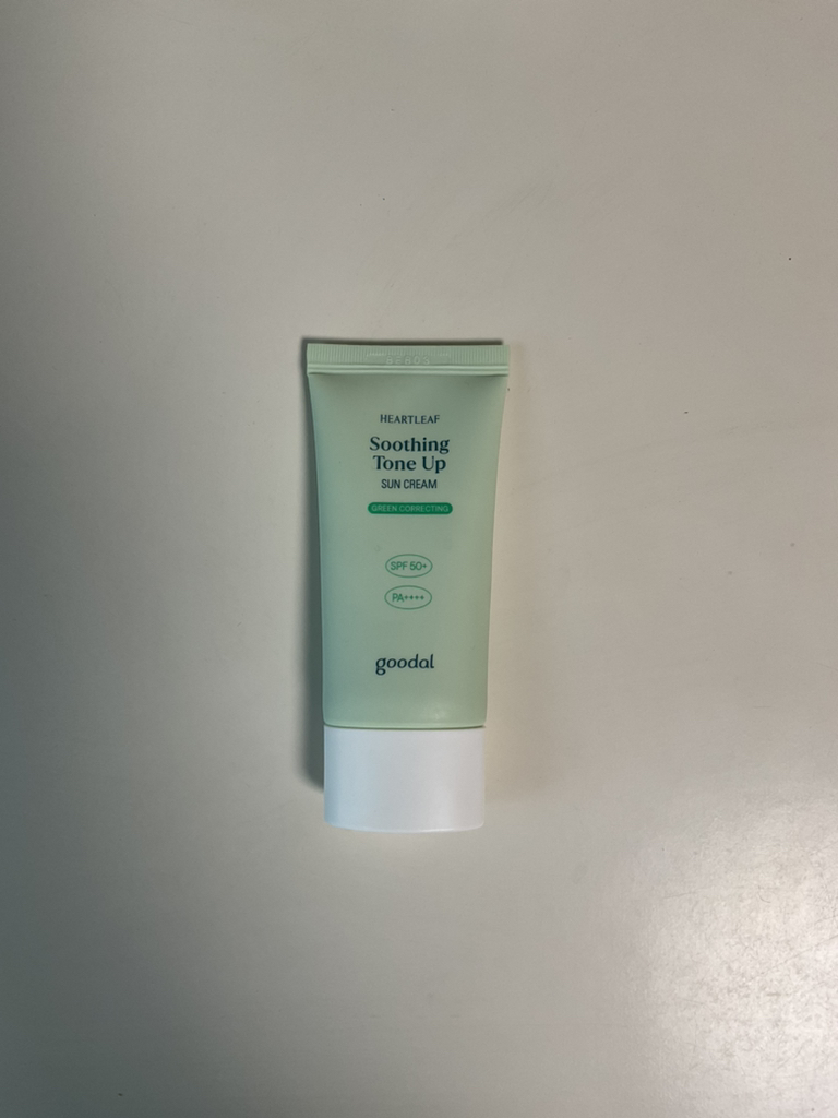 马蹄莲舒缓绿色提亮隔离霜 [SPF50+/PA++++]的真实用户使用照片