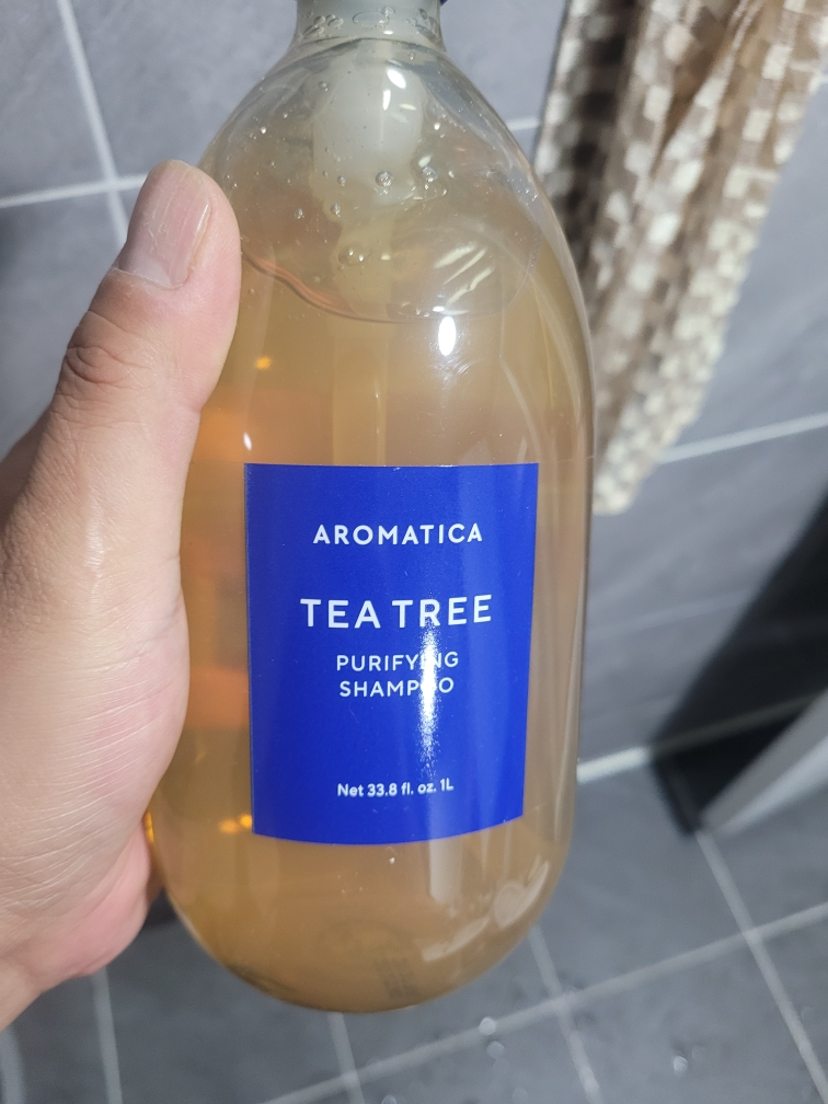 아로마티카 (AROMATICA) 티트리 퓨리파잉 샴푸 review image