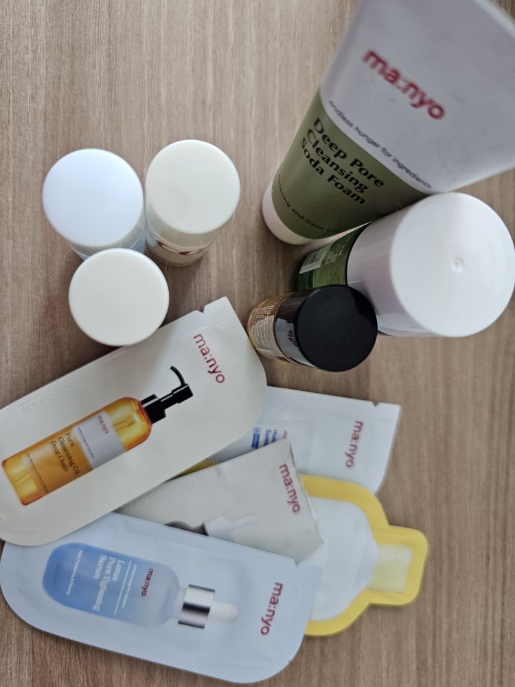 마녀공장 (manyo) 퓨어 클렌징 오일 딥 클린 review image