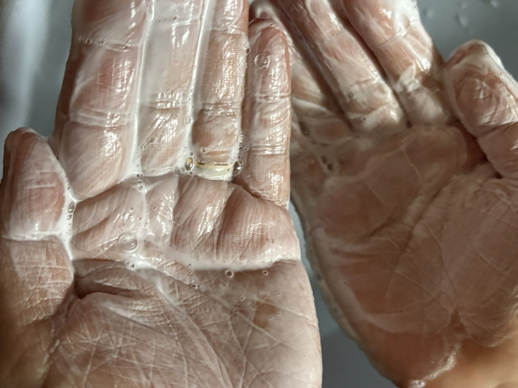 氨基酸洗面奶的真实用户使用照片