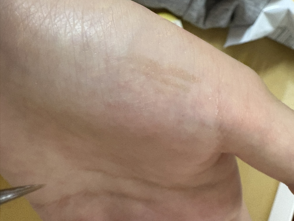 九九生存笔线条自然 [02 #灰棕色]的真实用户使用照片