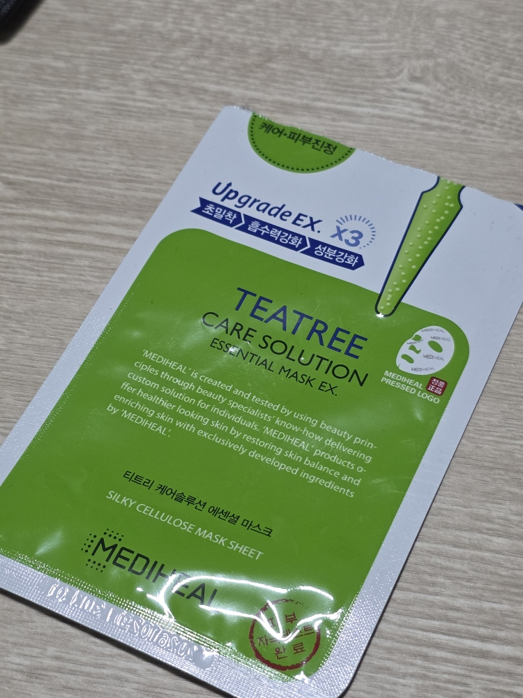 MEDIHEAL TEATREE CARE SOLUTION ESSENTIAL MASK EX review image