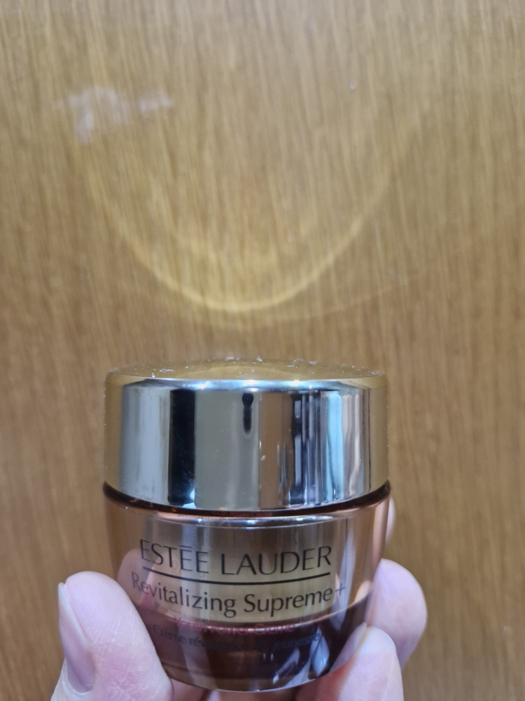 에스티로더 (ESTEELAUDER) 리바이탈라이징 수프림+유스 파워 크림 review image