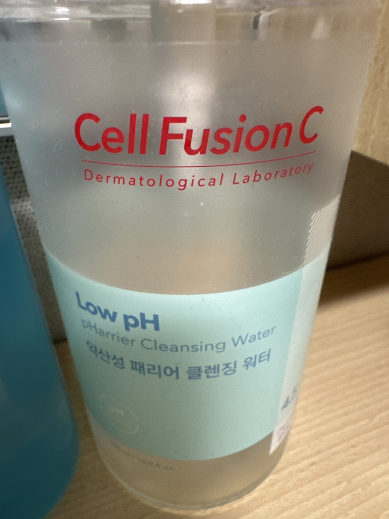 셀퓨전씨 (CellFusionC) 약산성 패리어 클렌징 워터 review image