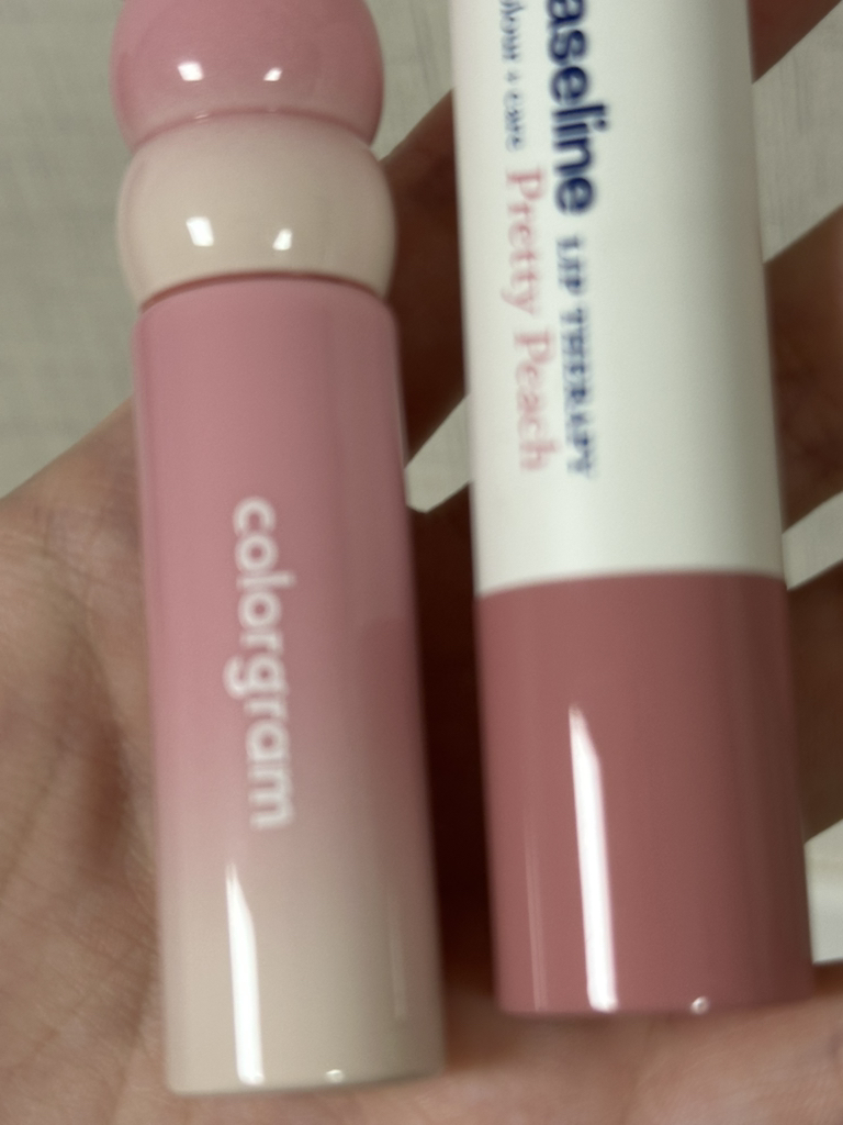 润唇疗护唇膏 [粉嫩桃]的真实用户使用照片