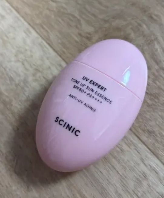 싸이닉 (SCINIC) UV 엑스퍼트 선 에센스 [SPF50+/PA++++] [톤업] review image