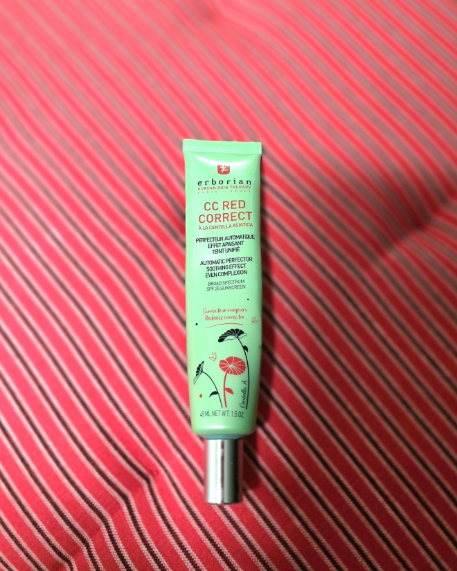 CC 红色校正霜 [SPF25]的真实用户使用照片