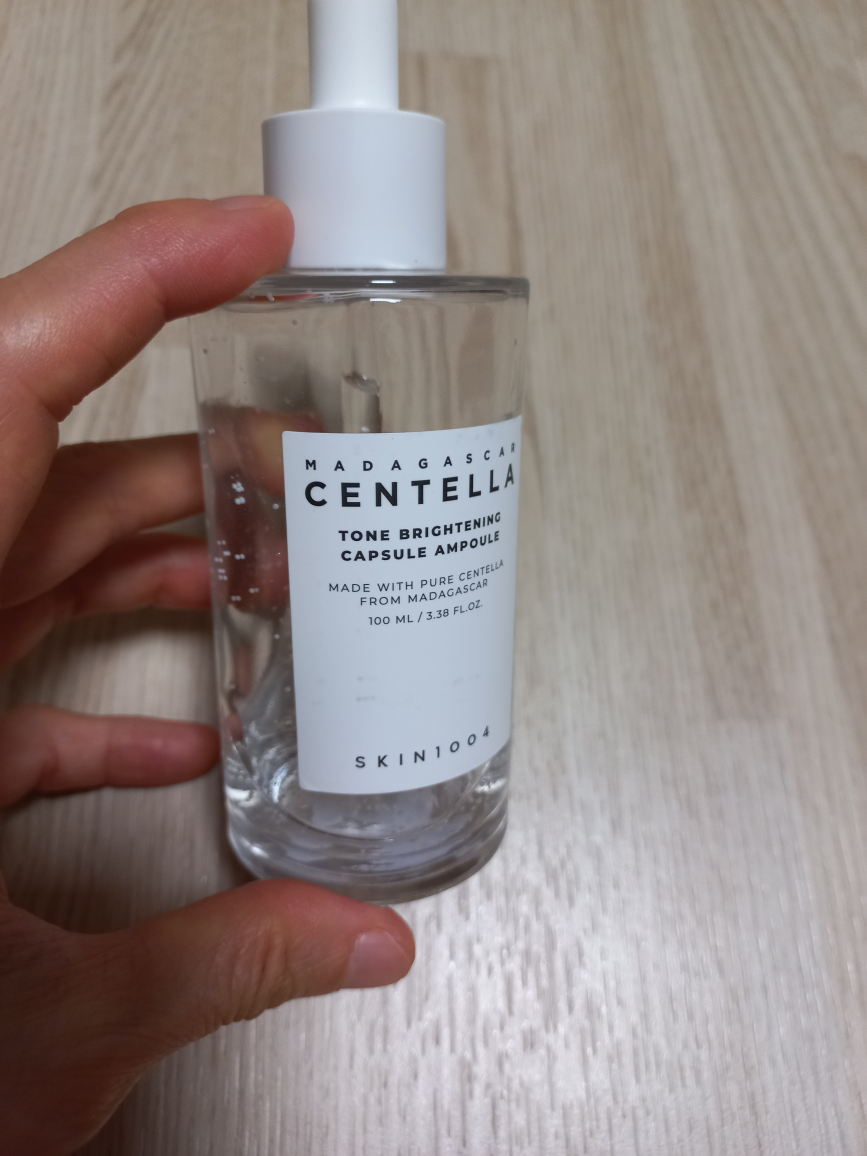 스킨1004 (SKIN1004) 마다가스카르 센텔라 톤 브라이트닝 캡슐 앰플 review image