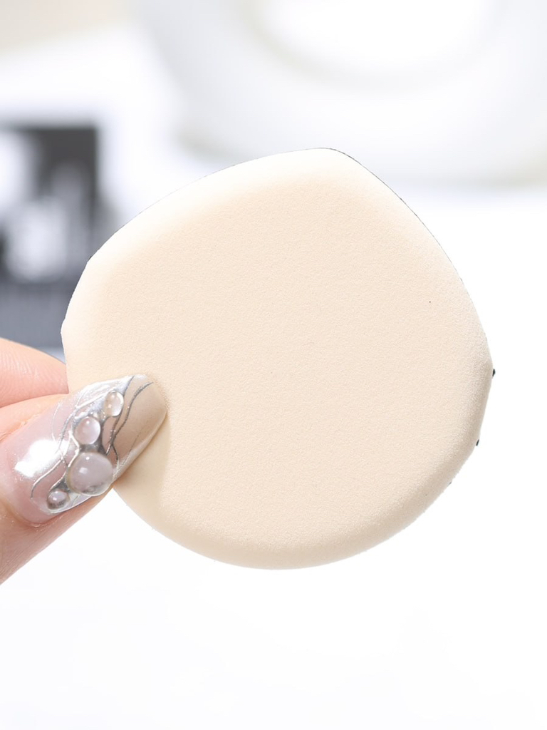 메이크업포에버 (MAKEUPFOREVER) HD 스킨 쿠션 [SPF50+/PA++++] [1R02] review image