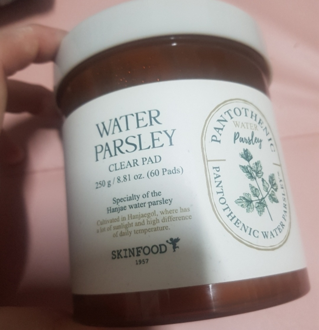 SKINFOOD Pantothenic Water Parsley Clear Pad review image