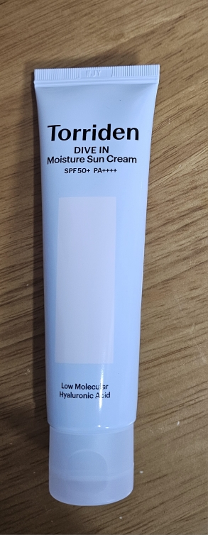토리든 (Torriden) 다이브인 워터리 모이스처 선크림 [SPF50+/PA++++] review image