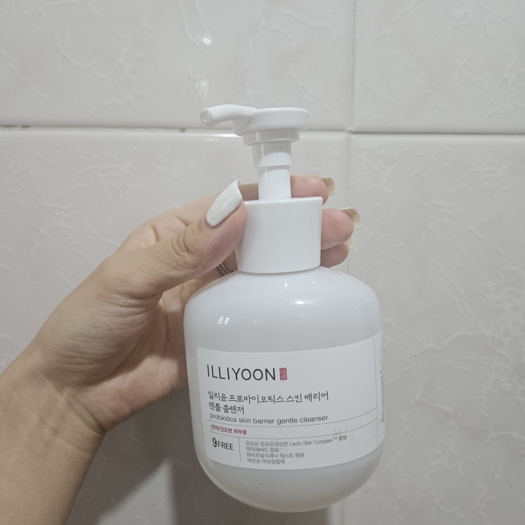 일리윤 (ILLIYOON) 프로바이오틱스 스킨 배리어 젠틀 클렌저 review image