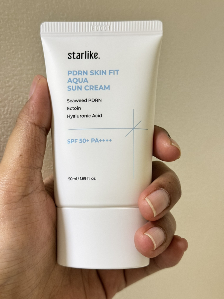 스타라이크 (starlike.) 피디알엔 스킨 핏 수분 선 크림 [SPF50+/PA++++] review image