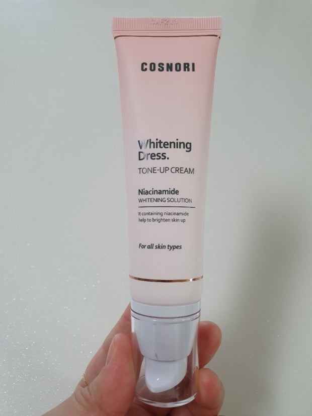 코스노리 (COSNORI) 화이트닝드레스 미백 톤업크림 review image