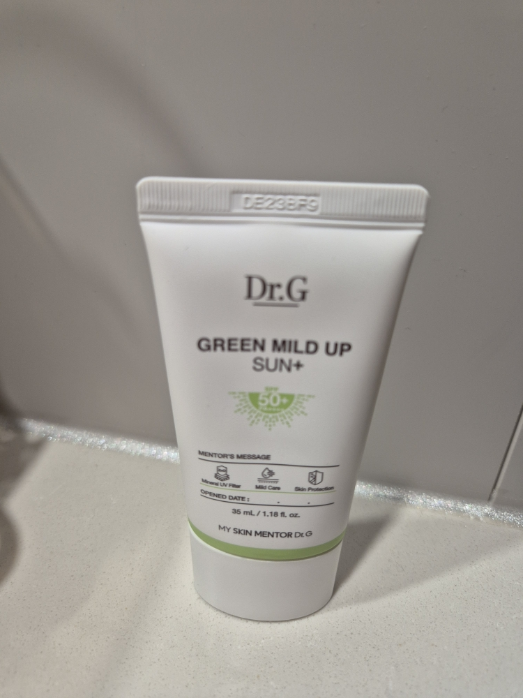 닥터지 (Dr.G) 그린 마일드 업 선 플러스 [SPF50+/PA++++] review image