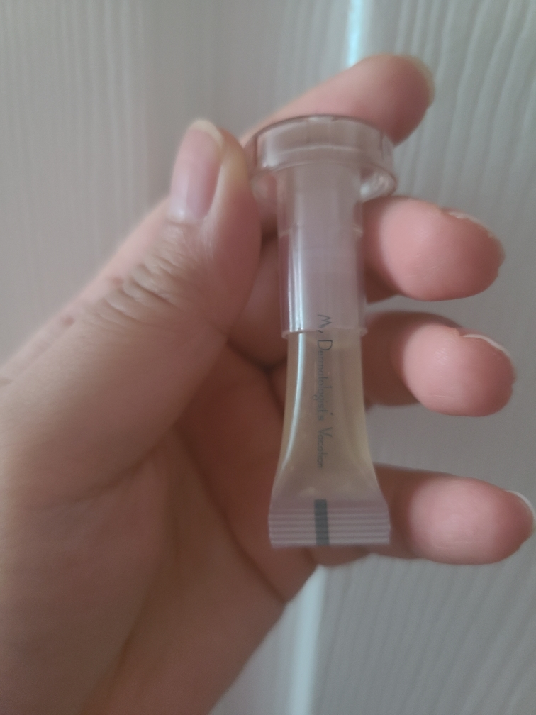 내피부과의사의휴가 (MyDermatologist'sVacation) 마이크로패쓰 꾹탬프 [모공케어] review image