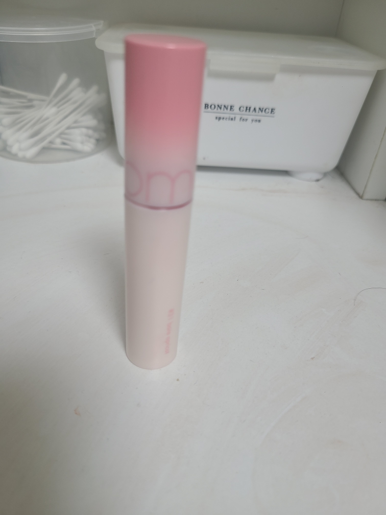 多汁持久染唇膏[31裸色杏]的真实用户使用照片