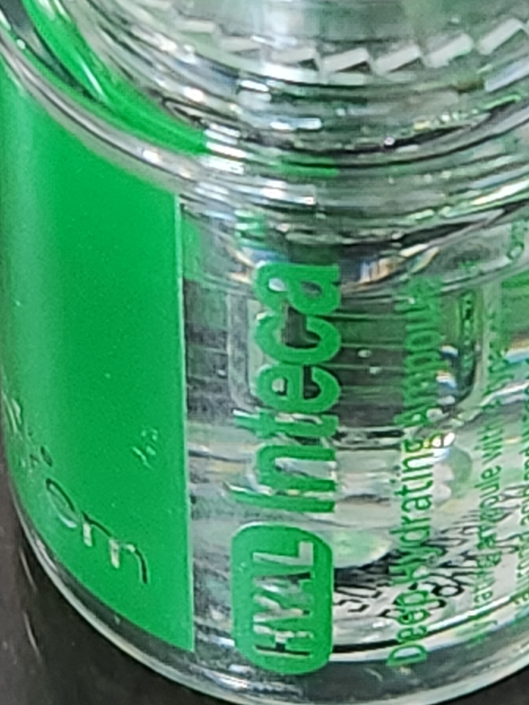 玻尿酸修复安瓶的真实用户使用照片