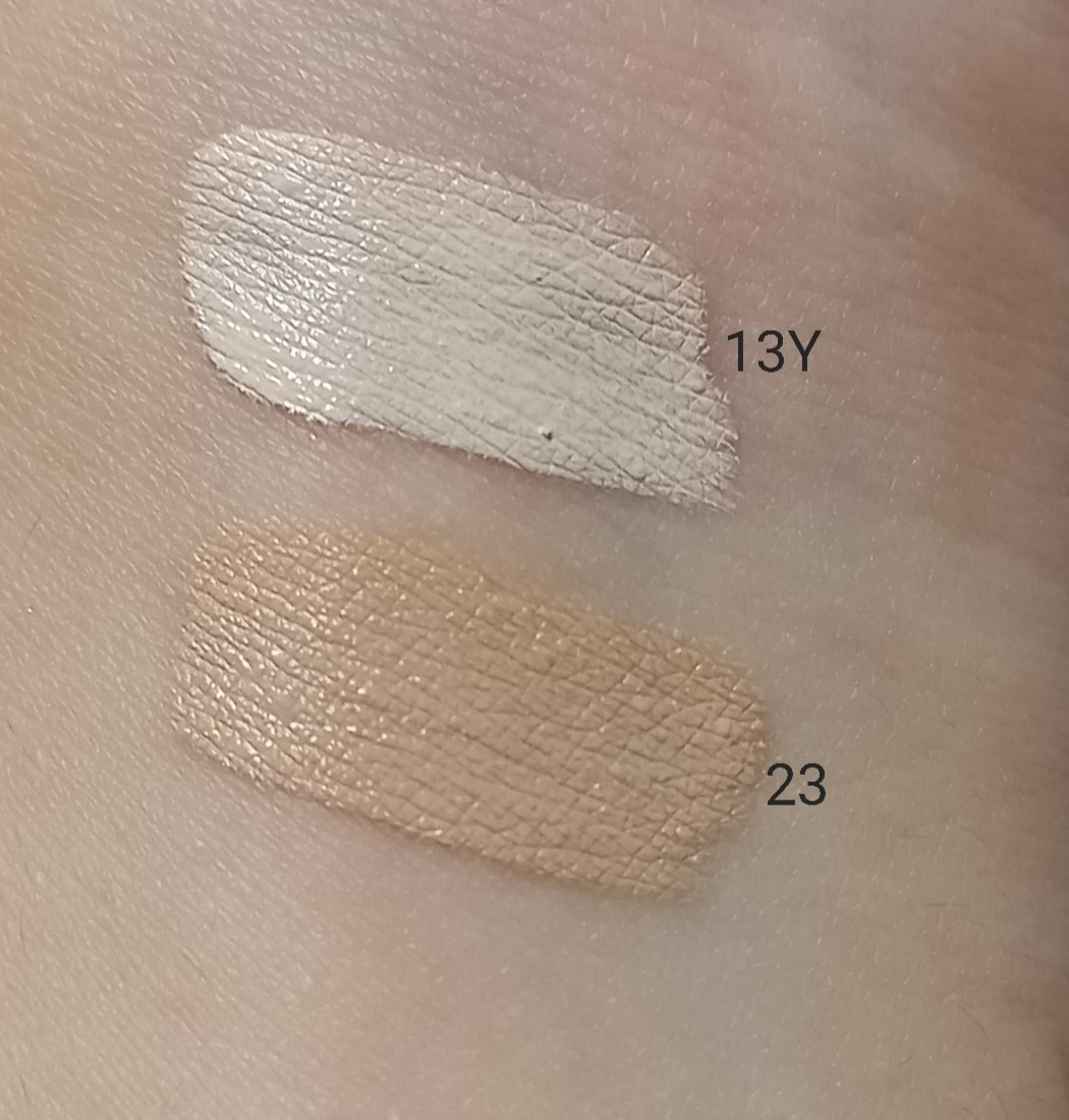 오아드 (Oiad) 커버 퍼펙팅 미러브러쉬드 컨실러 [SPF30/PA++] [H13Y 아이보리라이트] review image