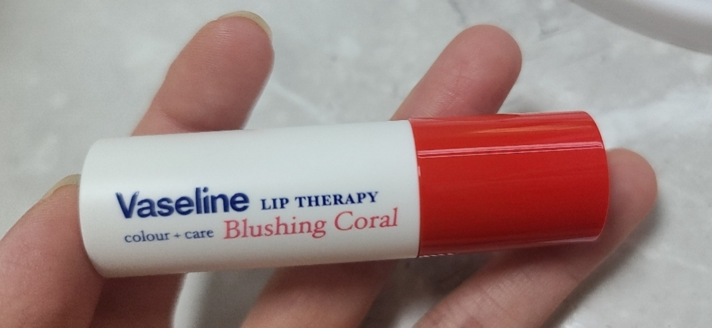 바세린 (Vaseline) (유니레버) 립 테라피 컬러 앤 케어 립밤 [블러싱코랄] review image