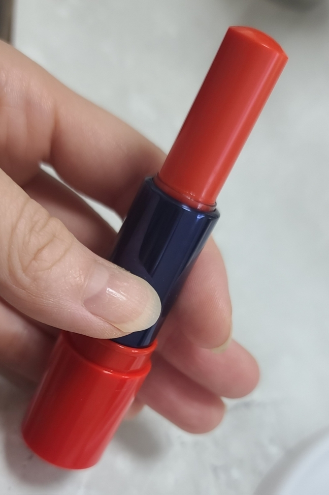 바세린 (Vaseline) (유니레버) 립 테라피 컬러 앤 케어 립밤 [블러싱코랄] review image