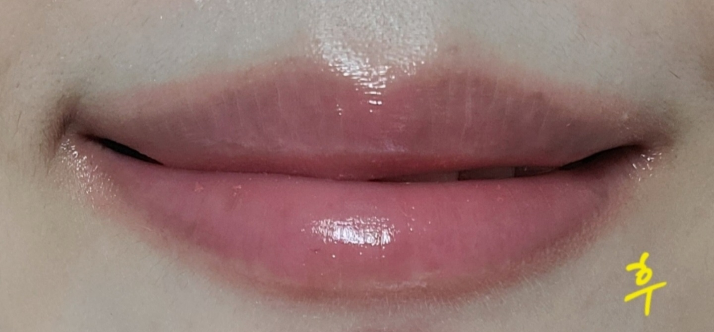 바세린 (Vaseline) (유니레버) 립 테라피 컬러 앤 케어 립밤 [블러싱코랄] review image