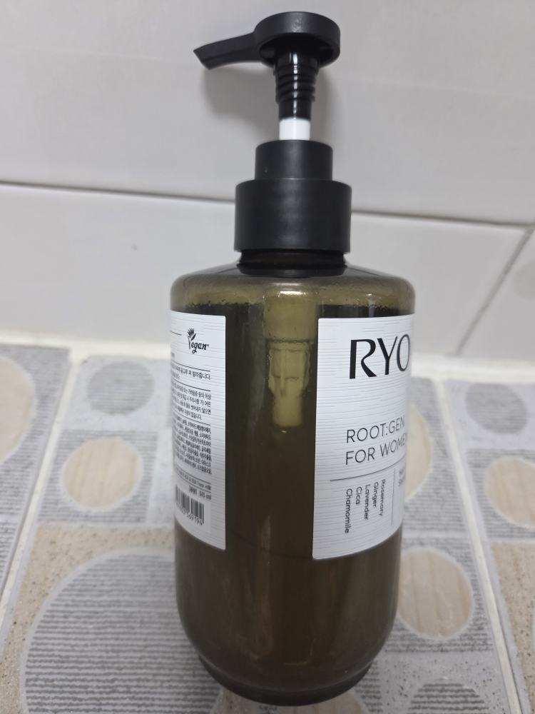 根源女性定制脱发症状专业护理洗发水的真实用户使用照片