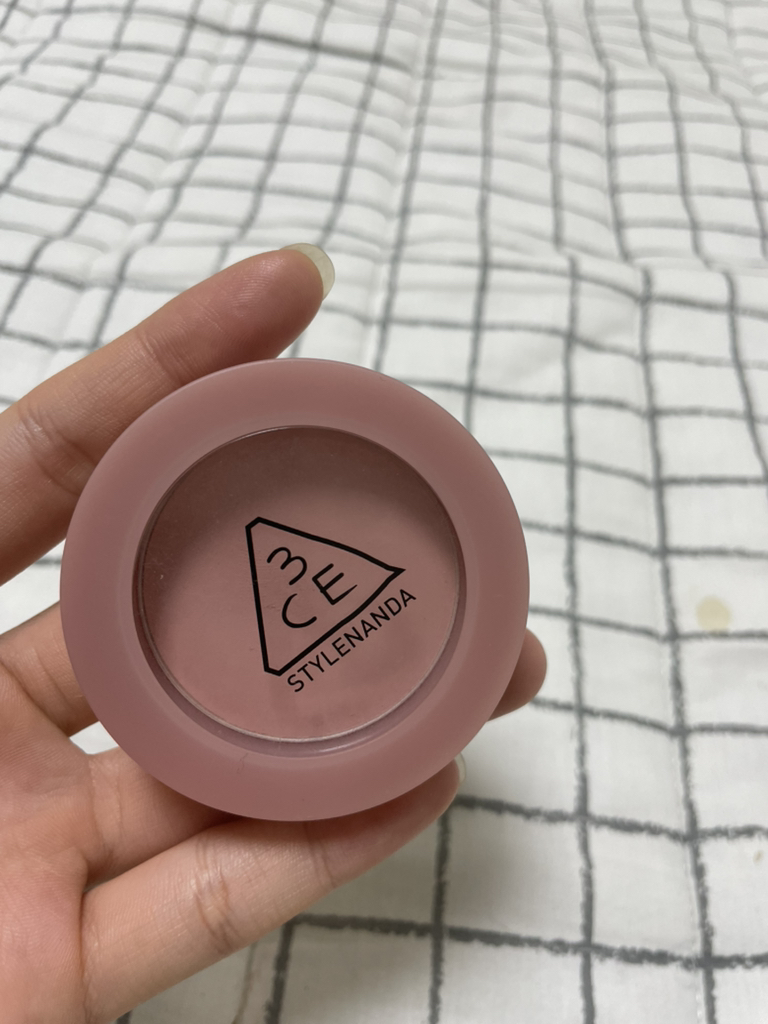 Real user review photo of MOOD RECIPE FACE BLUSH [#MONO PINK]
