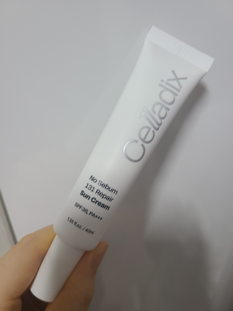 셀라딕스 (Celladix) 노세범 131 리페어 선크림 [SPF36/PA+++] review image