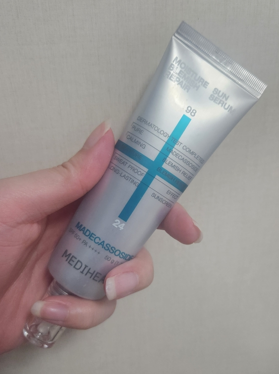 マデカソサイド保湿日焼け止めセラム 跡リペア[SPF50+/PA++++]のリアルなユーザー写真
