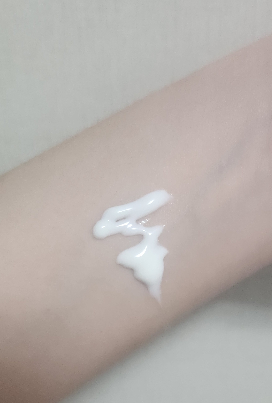 マデカソサイド保湿日焼け止めセラム 跡リペア[SPF50+/PA++++]のリアルなユーザー写真