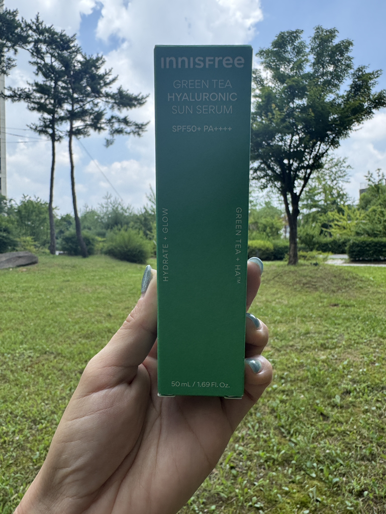INNISFREE GREEN TEA HYALURONIC SUN SERUM [SPF50+/PA++++] review image