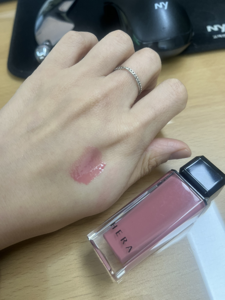 HERA Sensual Nude Gloss [No.102 Flirty] review image