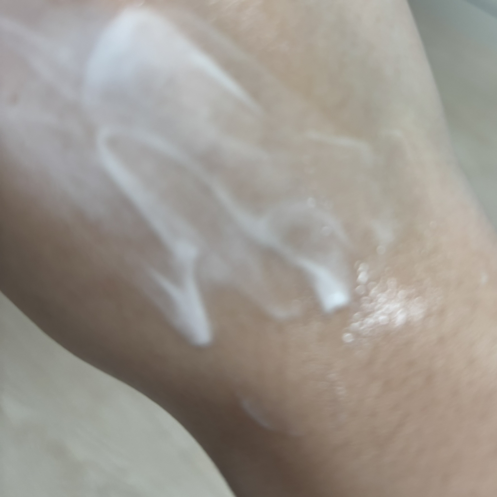 ダルバ ウォータープールサンクリーム [SPF50+/PA++++] [エッセンス] クチコミ画像