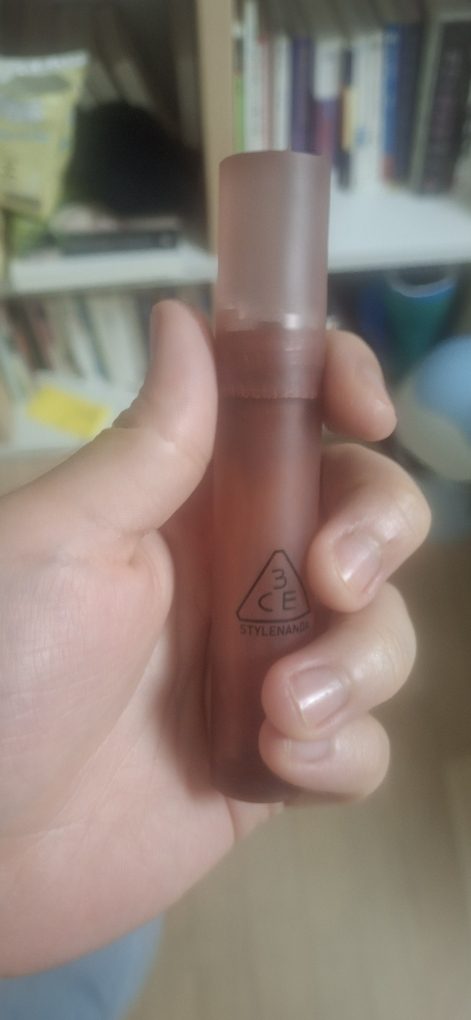 模糊水彩染唇膏 [#下沉]的真实用户使用照片