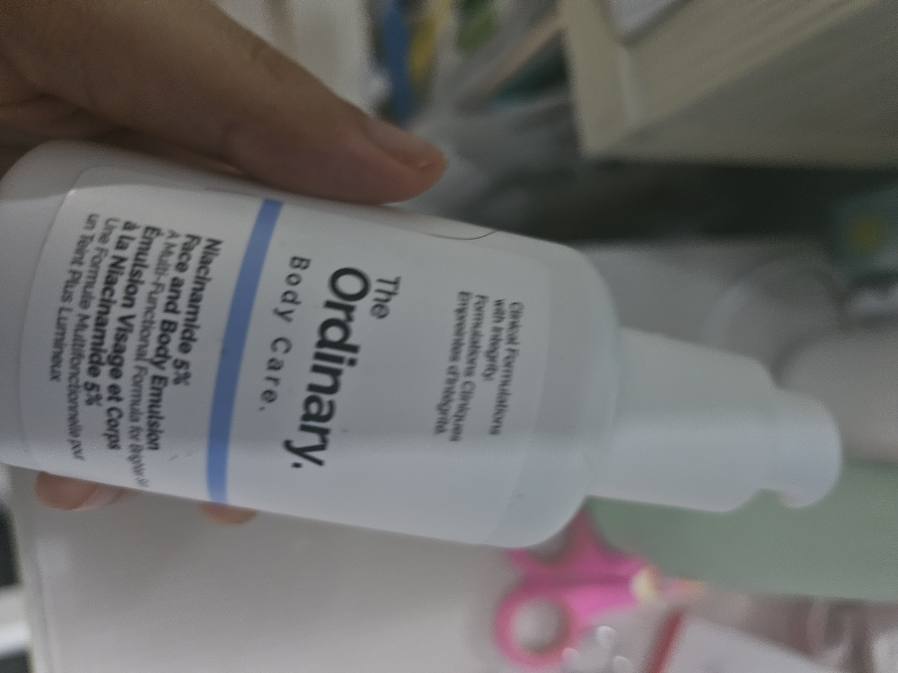 TheOrdinary Niacinamide 5% Face and Body Emulsion review image