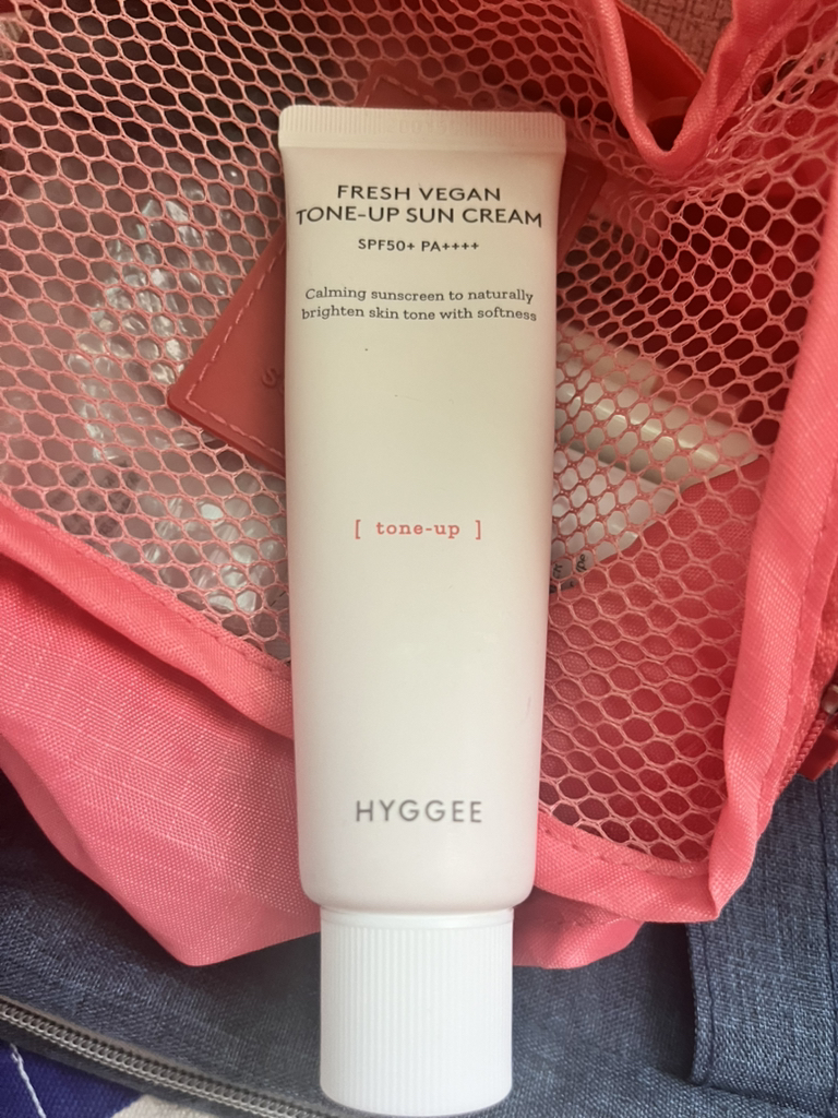 HYGGEE 清新纯素防晒隔离霜 [SPF50+/PA++++] common.review image