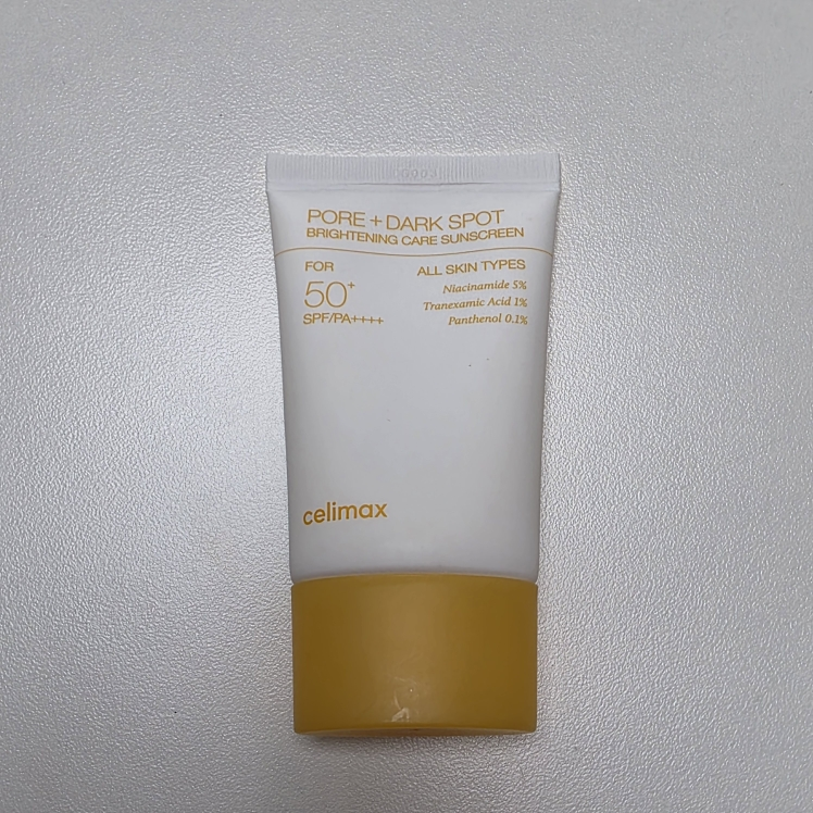 Real user review photo of pore+dark spot brightening care sunscreen [SPF50+/PA++++]